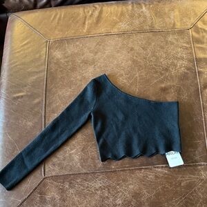 Black One-Shoulder Knit Crop Top